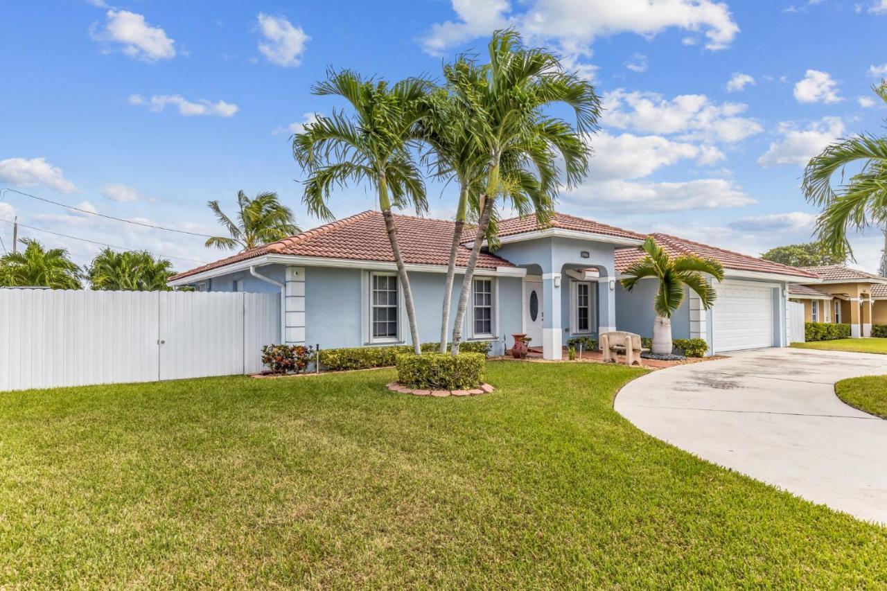 Gorgeous Lake Worth Beach House Home Exterior photo